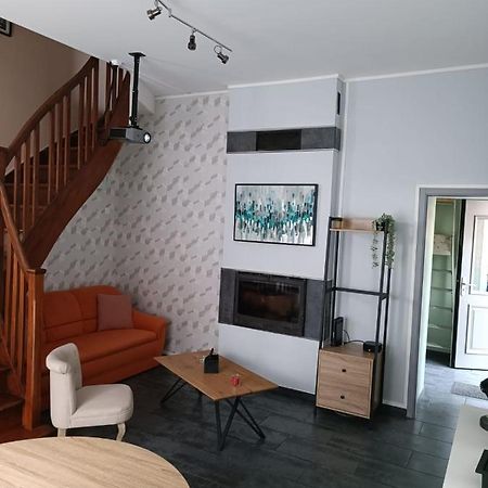Maison Chaleureuse Avec Netflix Et Ps5 Valenciennes Dış mekan fotoğraf