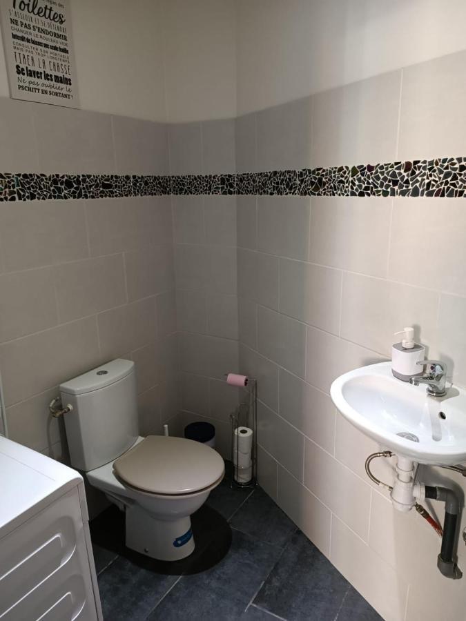 Maison Chaleureuse Avec Netflix Et Ps5 Valenciennes Dış mekan fotoğraf